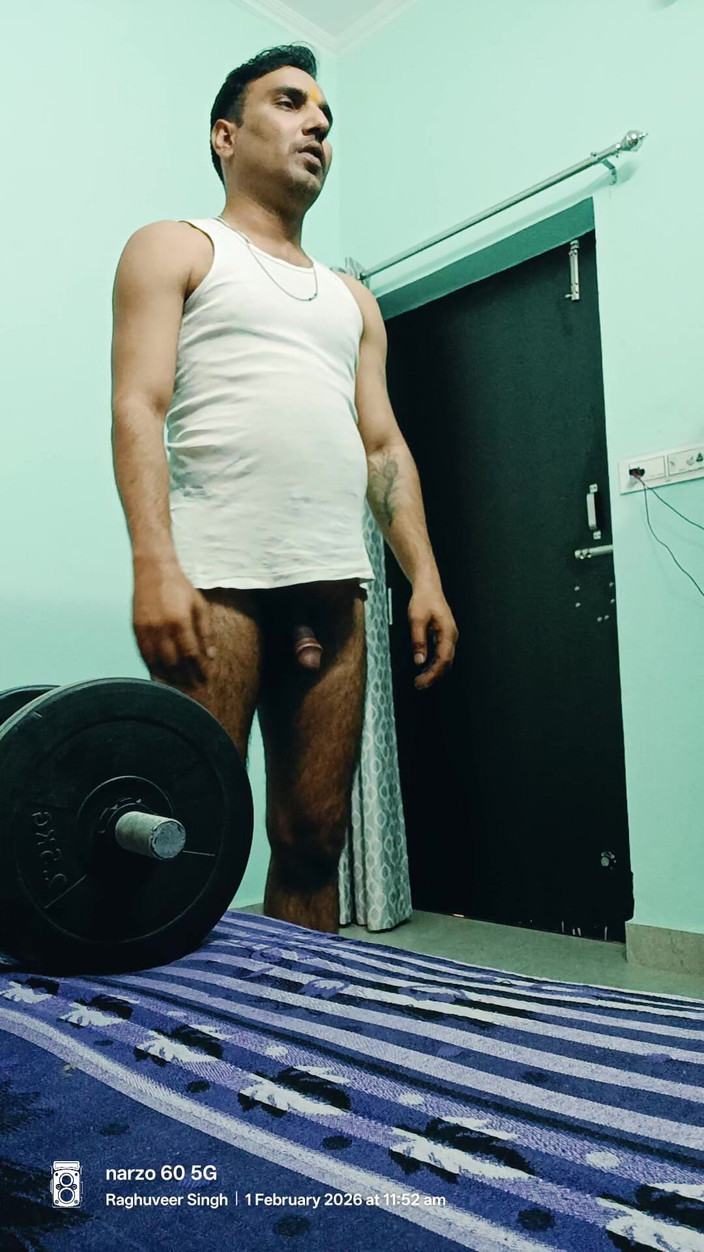 Rajasthani-old-lover: Indisk gay officer