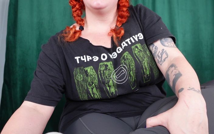Deanna deadly: У вас є жорстке для вашої зведеної сестри смердючі шкарпетки після тренажерного залу! Вона дозволяє тобі нюхати і дражнити вас