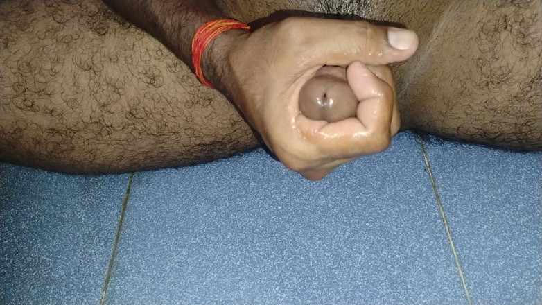 Babababa00007: Massageie o pênis aplicando Aloe Vera.