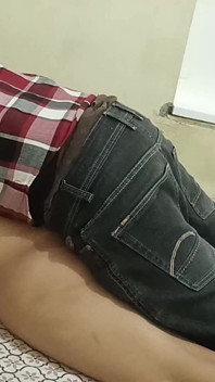 Teman wanita miang India berkongkek, awek desi tidak sabar-sabar untuk berkongkek dengan teman lelakinya yang berbatang besar