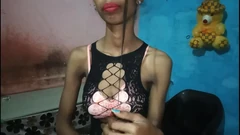 India Tina llama hombre de electreción y follame duro