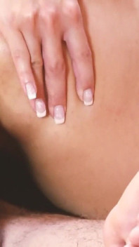 Sevimli kızlar sert sahne istiyor 3_sexy büyük götlü esmer anal seks yapıyor ve ayakları dölle kaplı oluyor