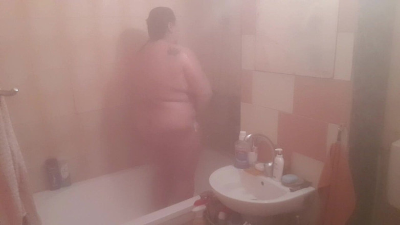 LoraBbw: Voyour sürpriz yapıyor /üvey oğlu beni izliyor