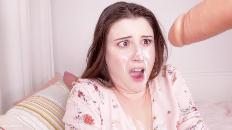 Darling Josefin: Roommate Fantasy Gone Wrong!