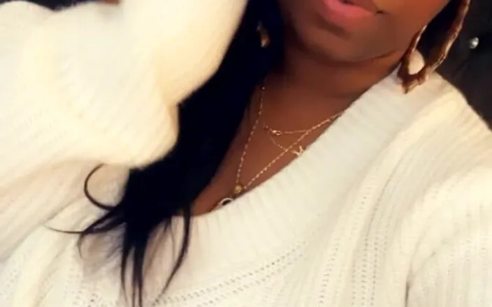 Diamond: Enjoying This Sweater Weather.
