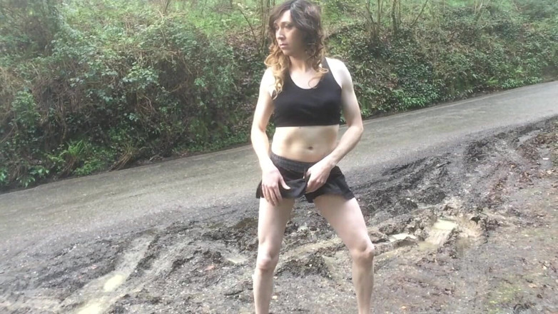 The Midnight Minx: Crossdresser rozcvičování