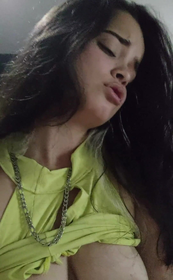 Wellington Ribeiro: Awek Latina berseronok dengan zakar saya - bahagian 37