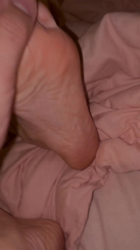 18 Teen Girl Gets Very Sensual Massage and Asked Me to Undress Her to Fuck