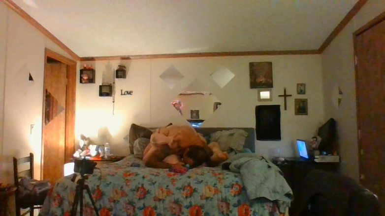 Satin Lady: Saténová dáma si nechá voskovat kundičku