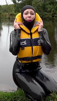Lifejacket & Cosy Wetsuit Saves Lucy From River Disaster