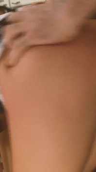Geneukte curlies scène-3_beautiful brunette tiener vindt het heerlijk om haar strakke kutje hard geneukt te laten worden