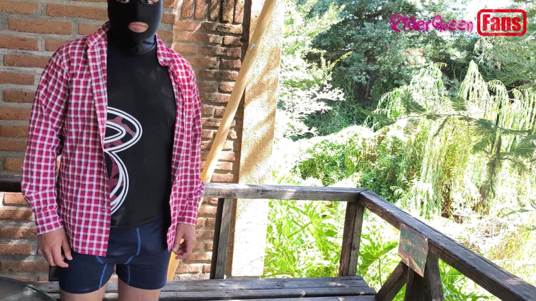 Riderqueen: Video for Fans, the Gardener on My Terrace