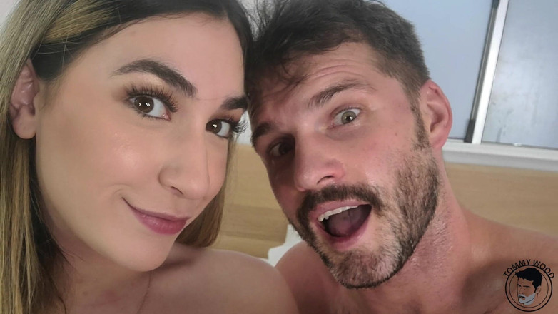 Tommy Wood XXX: Awek Muslim berpantat besar Cantik Lexi mengongkek zakar besar