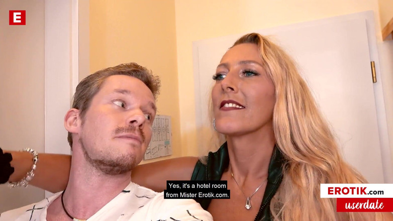Erotik Com Userdate International: MILF Raunchy Lana Vegas mahukan zakar pepeknya disumbat 24/7