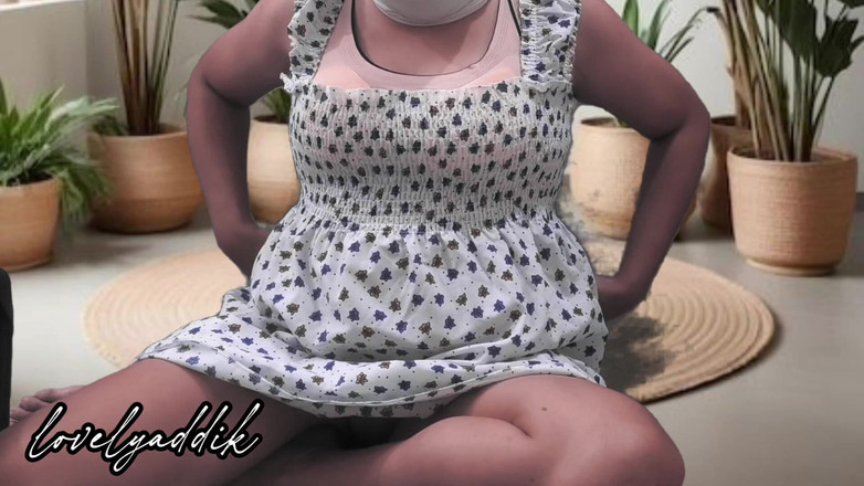 Lovelyaddik: Filipina Single ibu live menjual bra