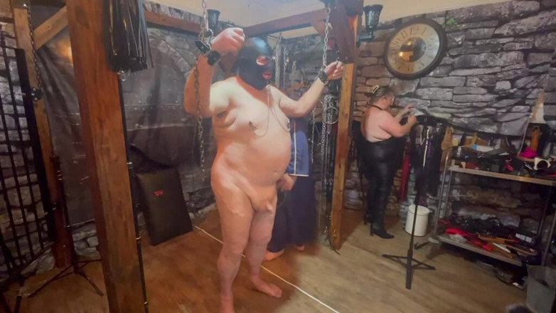 Lanista_Bear: Part 2- Bottom Feeders First Time