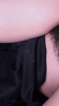 Arisa обожает, когда за ней наблюдают, и делает все, чтобы ее трахнули