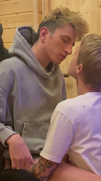 Full Video Called a Friend with a Big Cock to Fuck While the Guy Is Resting