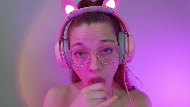 petitesubkitten: Cosplay si rambut merah Egirl Ahegao pov menghisap Asmr