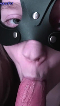 Habilidades de mamada loca! Lengua lame polla Chica ama ver cómo me corro!