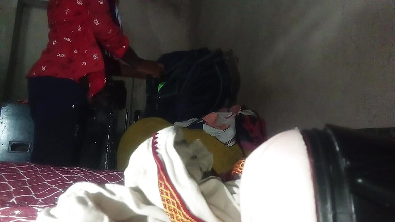 Indian Hijraji: 아름다운 로맨스와 좋아하는 장난감 오후를 즐기세요