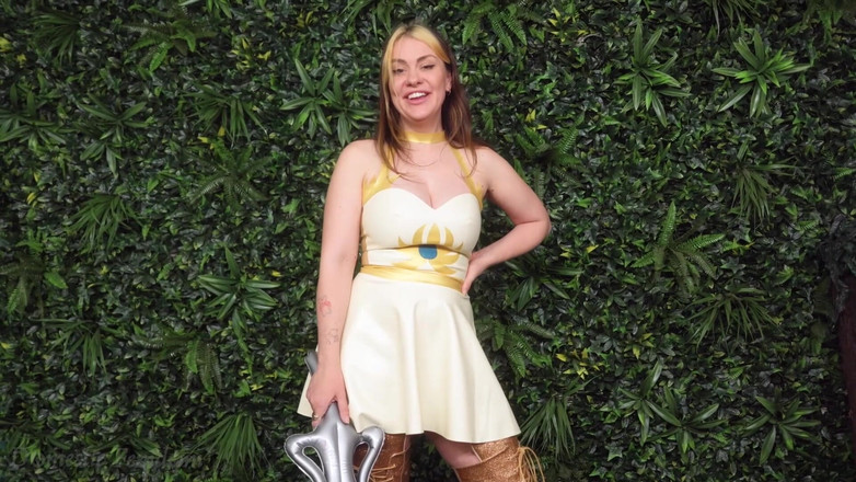 Domestic femdom: She-ra Ballbusts He Man