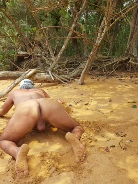 Ladysilvas: Sexy ladysilva nua na praia vem foder minha bunda quente