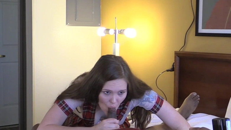 Real Amateur Sluts: Taylor Gift, étudiante, creampie !