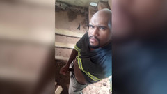 TheBlacKHunterr: 건물의 계단에서