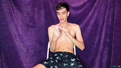 Lust for boys: 嫉妒肛塞！