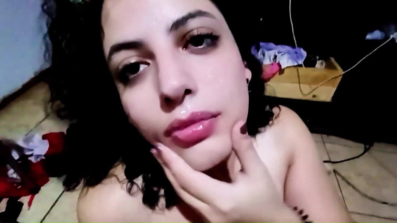 Babyluna939: Dari bercium hingga pancutan mani di mukanya &amp; main buah dada...