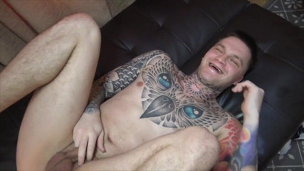 Gaybareback: Leon Teal fucked bareback by twink top