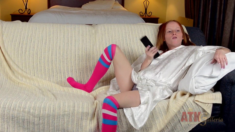 ATK Fans (Solo): Pregnant ginger teen Alyssa Hart masturbates with a toy