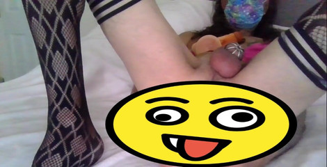 Sissy slave Sylvia: Dm Me Fro nesestříhaná verze