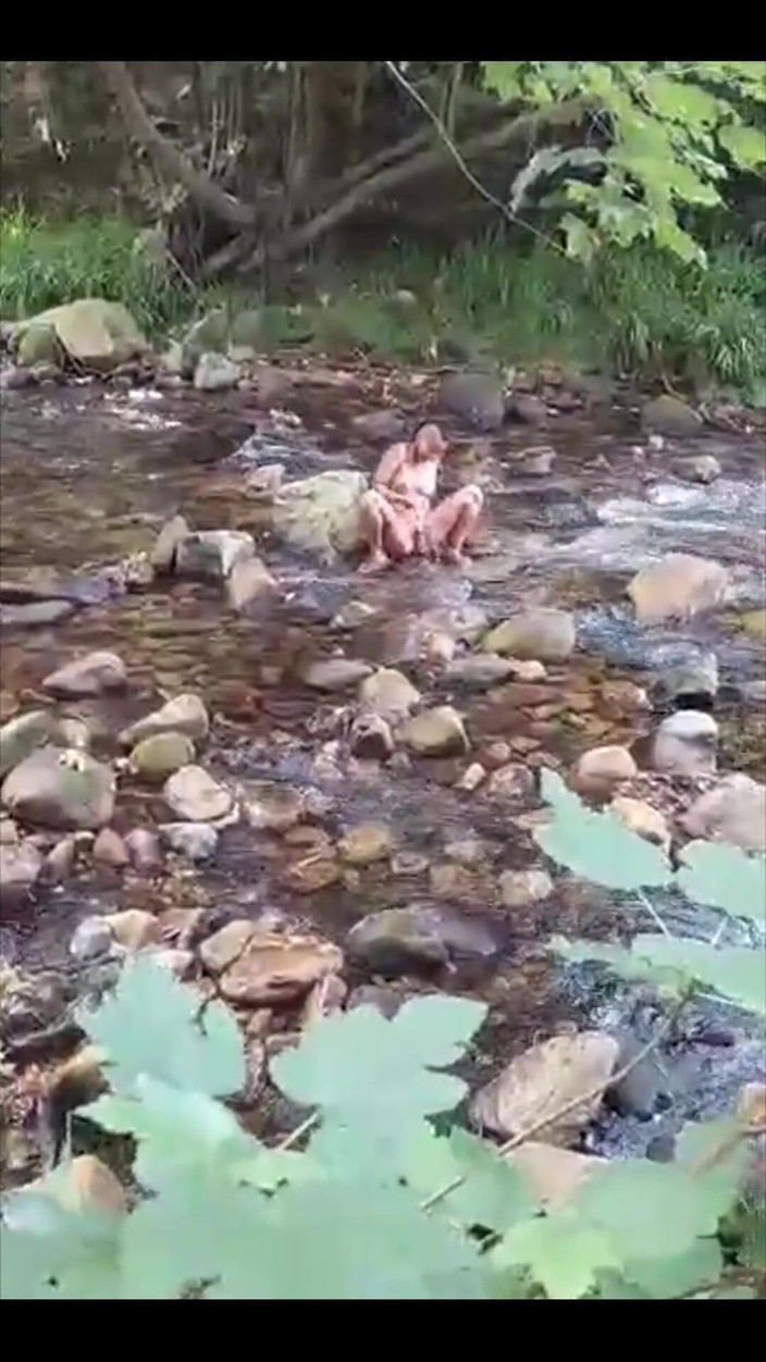 FayahGirl: Kawan saya juga merakam saya klip kecil bermain-main di dalam...