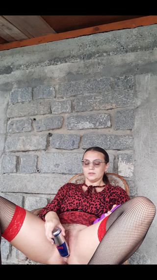 Crypto Mommy: Chair in the