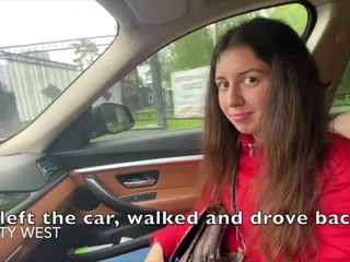 KattyWest: 18歳のロシアの女の子は、対話でヒントのための車の中でコックを吸う