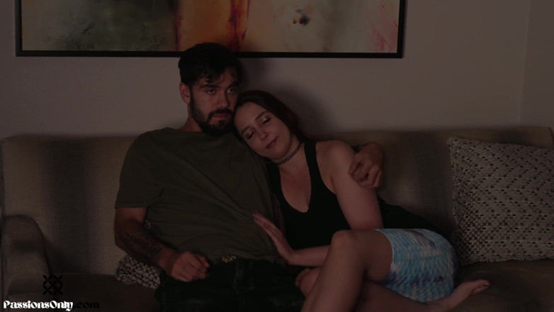 Passions Only: Boyfriend gets rewarded for doing the chores