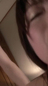 Lusty Assian Scene-2_thin 官能的に彼女のボーイフレンドを犯す日本のブルネット