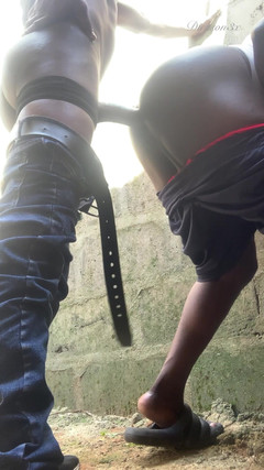 Dickass3x: Fracassare quel culo grasso in un edificio incompletabile mentre lotta...