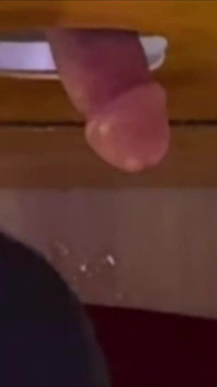 Min Heterosexuella Pojkvän Suger På Gloryhole