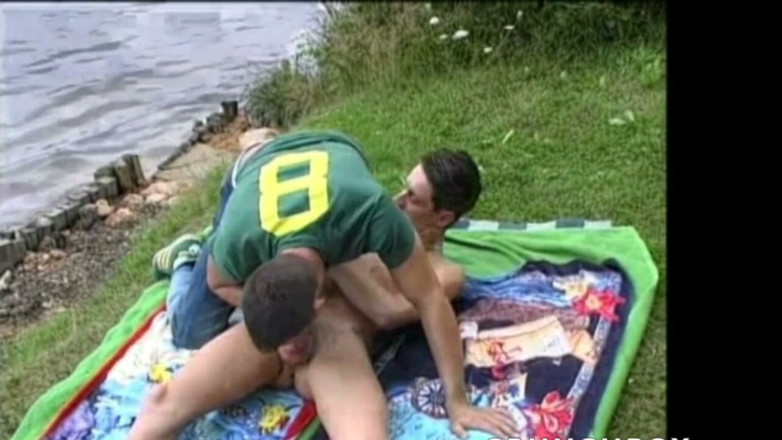 HOT BAREBACK BOYS C HANNEL: Dva mladí kluci spolu na show