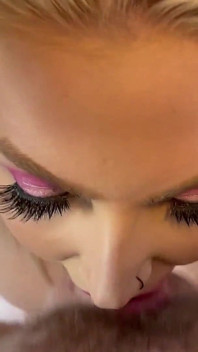 Bimbo bambola del sesso 3000 - giocattolo del sesso, scopata in faccia, deepthroat