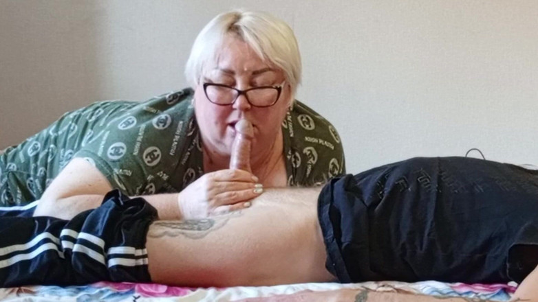 Zona901: Vecina traga hasta la última gota de semen