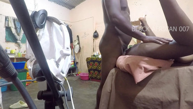 Black African 007: Aku mewujudkan mimpi ngentot sama tetanggaku sendiri bagian 2