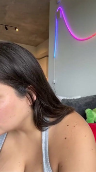 Live Stream with Dani Valentina