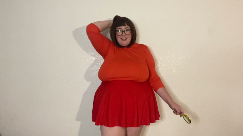 cutejayne: BBW Velma Tries to Make You Cum