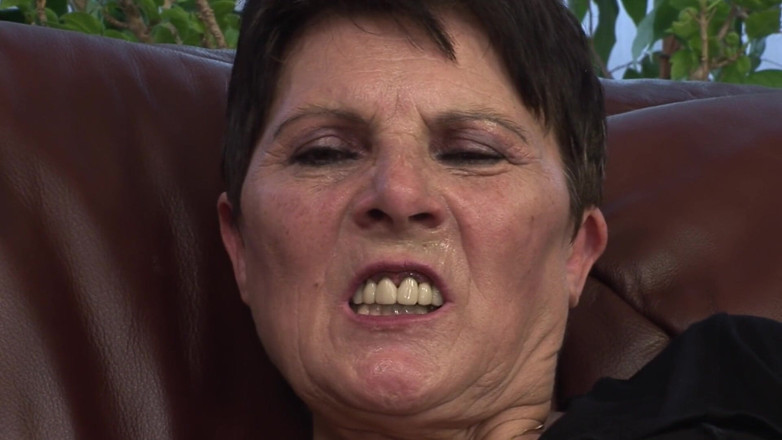 Mature Wanker: Naturals reif.