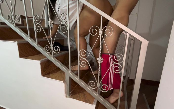 Miaandaxel: Sesso fatto in casa con la troia della mia matrigna...