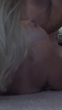 She Masterbates Watching Live Sex Custom Video